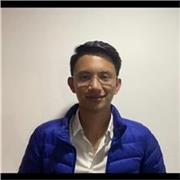 Tenista realiza peloteos de alta intensidad, servicio de caddie y corrección de técnica o aprendizaje de la misma